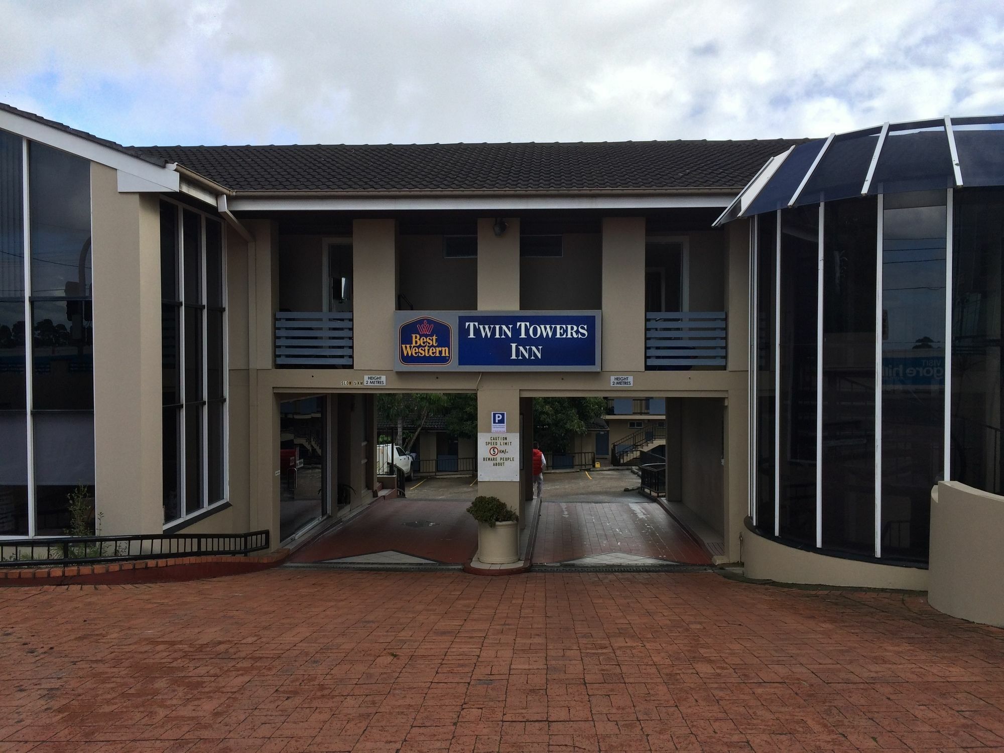 Twin Towers Inn Sydney Exterior foto